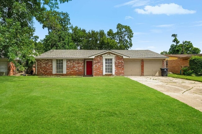 Building Photo - 4319 Tiffany Dr