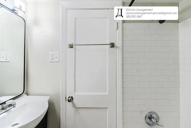 Bathroom - 1733 F St NE