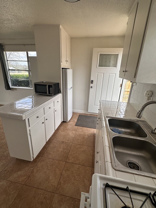 Photo - 614 S Groos St