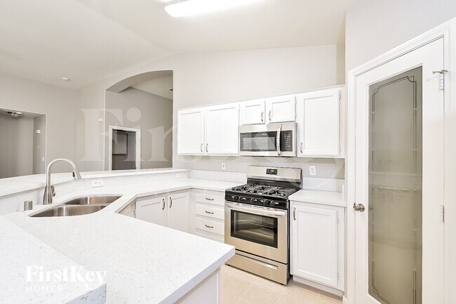 Photo - 7841 Olympus Ave