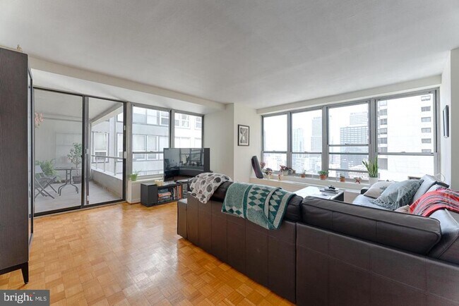 Photo - 224 W Rittenhouse Square Unit 2501