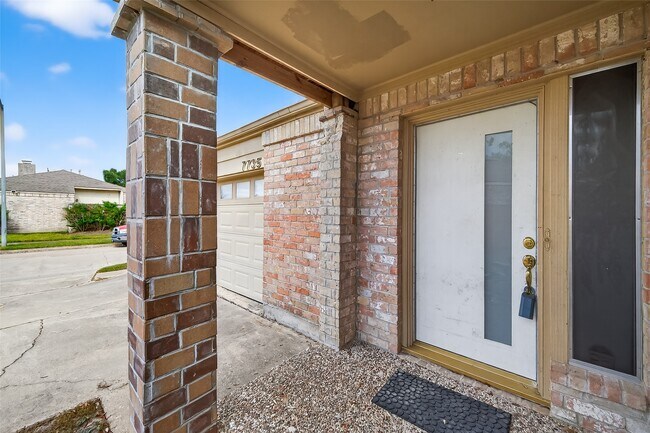 Photo - 7735 Teal Run Dr