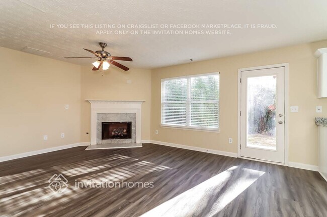 Photo - 9448 Lakeview Rd