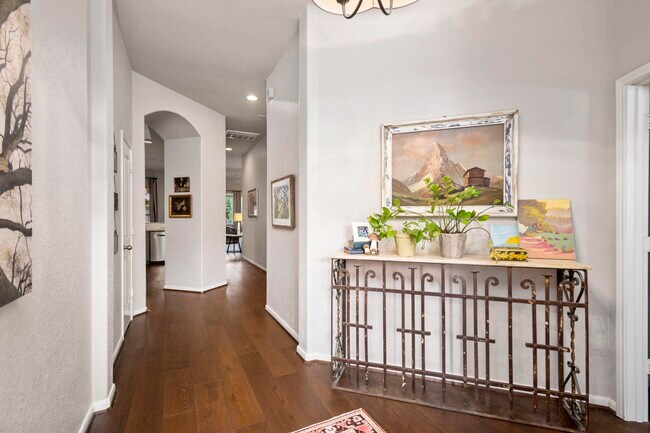 Photo - 18918 Cove Mill Ln