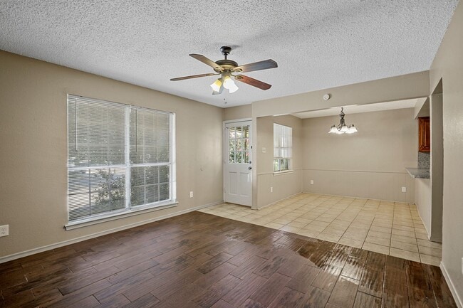 2429 Lakeview Cir Unit 2431