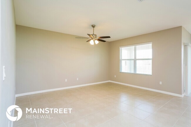 Photo - 1822 NE 4th Pl