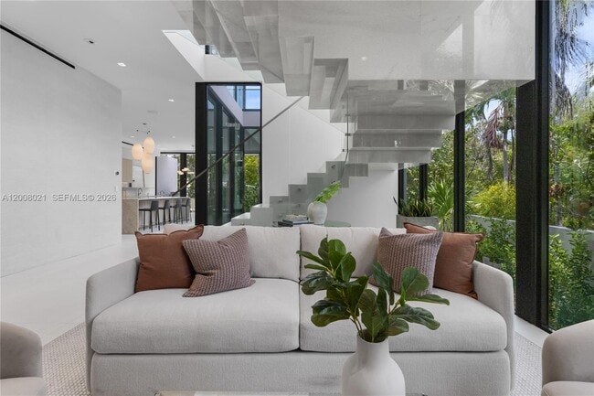 Photo - 4504 Sheridan Ave