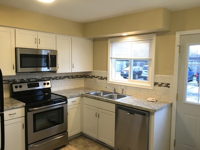 Photo - 2339 Rockspring Rd