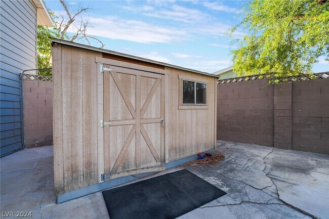 Photo - 5059 Lancaster Dr