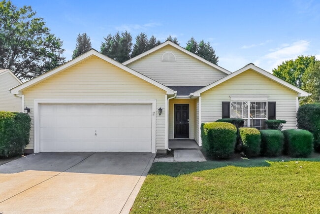 Building Photo - 135 Winborne Dr