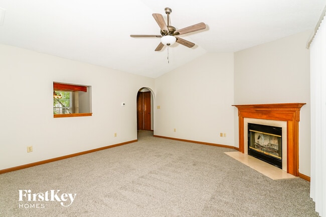 Photo - 4878 Oakleigh Pkwy