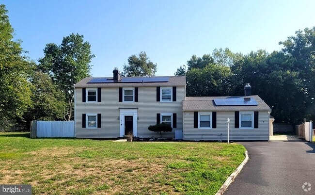 Building Photo - 6 Tudor Ct Rental