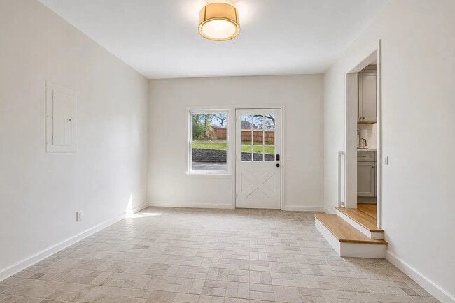 Photo - 517 Adamwood Dr