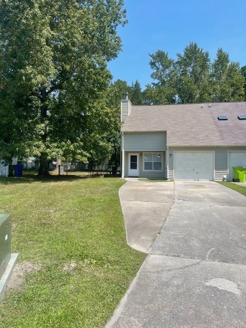 Building Photo - 137 Village Ct