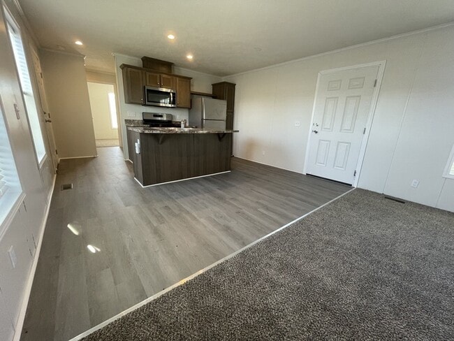 Photo - 15835 Marentette Dr