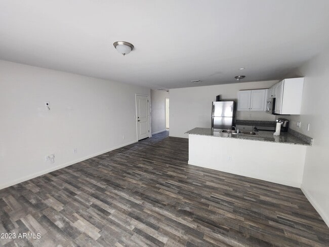 158 W Taylor Ave
