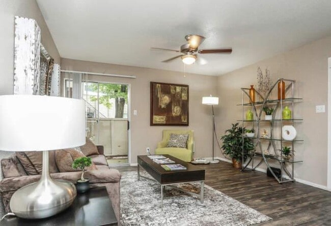 Building Photo - 1 bedroom in Humble TX 77396 Unit 1047