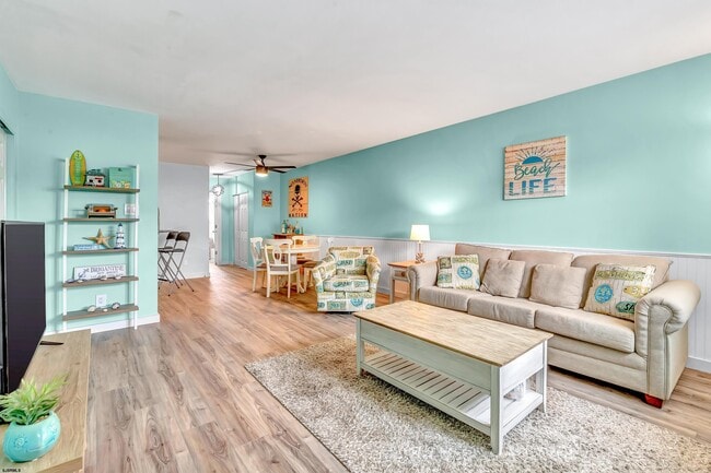 Building Photo - 4901 Harbor Beach Blvd Unit T-15
