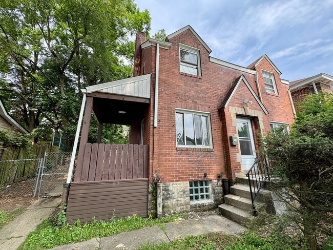 Photo - Adorable 2 Bed 1 Bath Home in Brookline W/dedicated office/library space!