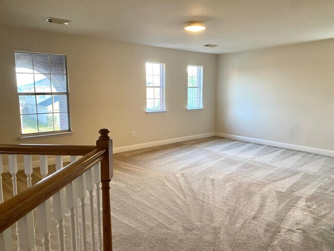 Photo - 518 Remington Chase Ct