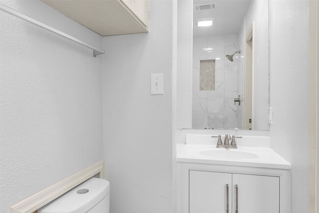 Photo - 2213 N Thompson St