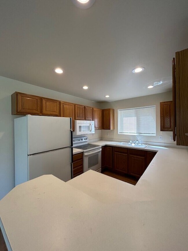 Newly updated 3 Bedroom Townhome! House Rental in Kalispell, MT