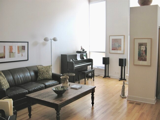 Photo - 1229 Central St