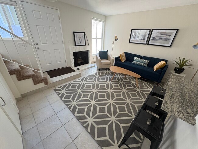 Barclay Square Apartment