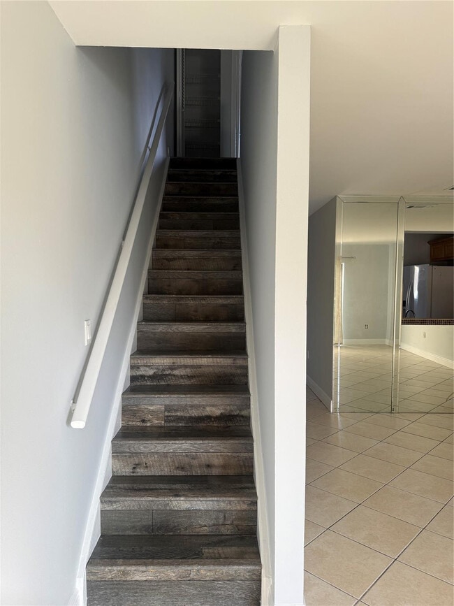 Photo - 320 Palm Cir E Unit 320