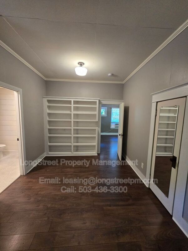 Photo - 117 NW 11th St
