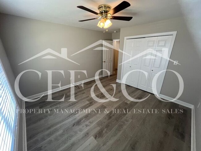 Photo - 514 Rose Trellis Ct