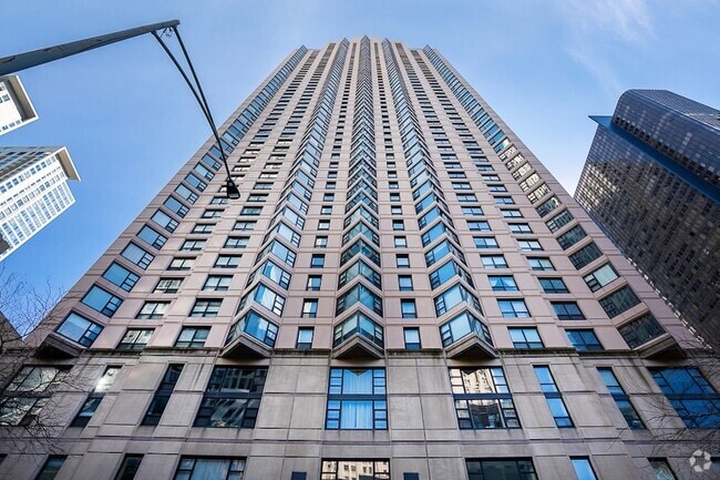 Building Photo - 401 E Ontario St Unit 3507 Rental