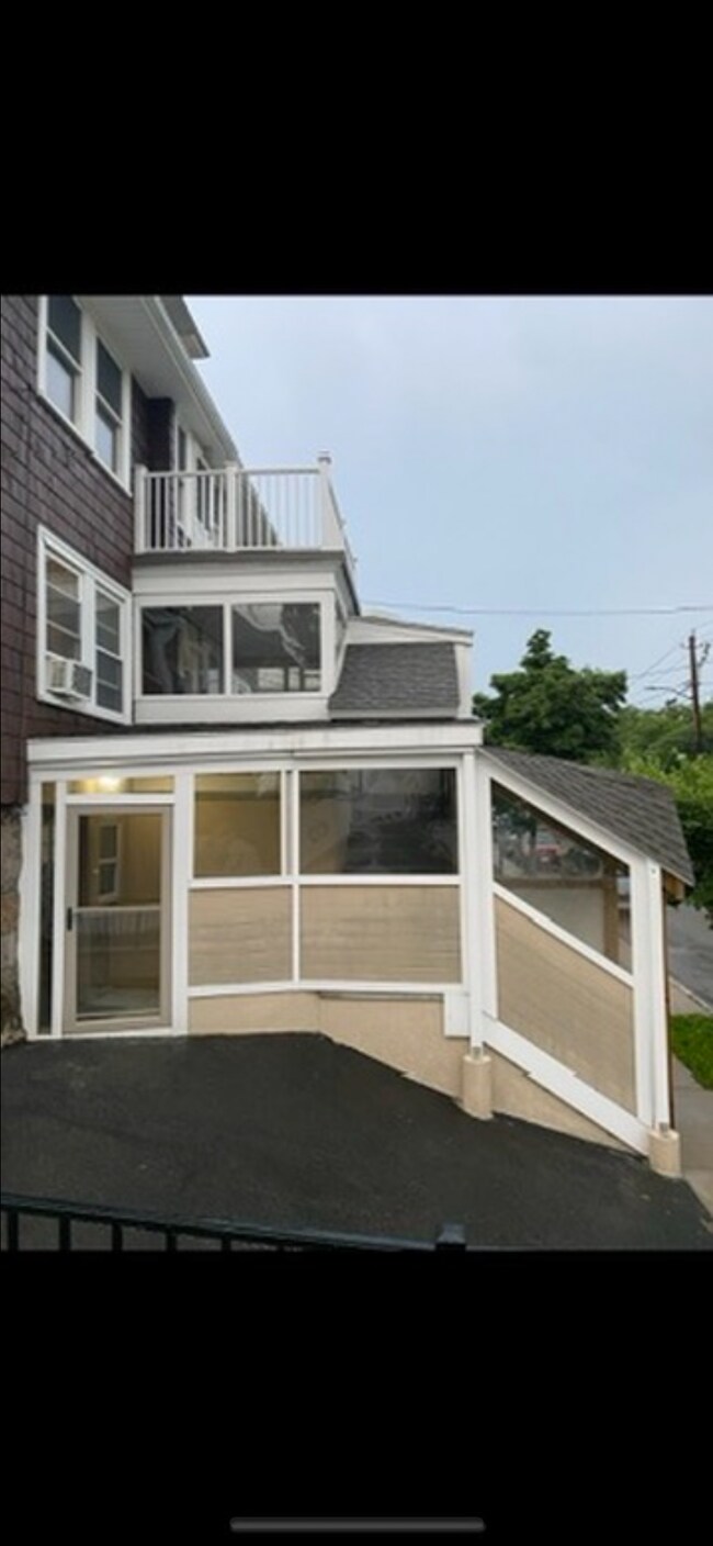 Photo - 26 Hazelwood St Condo