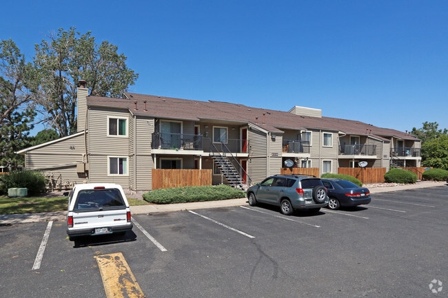 Building Photo - Liberty Creek