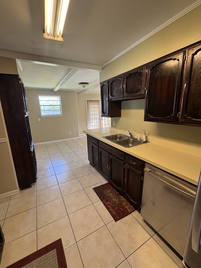 Photo - 1801 Carnation Ave