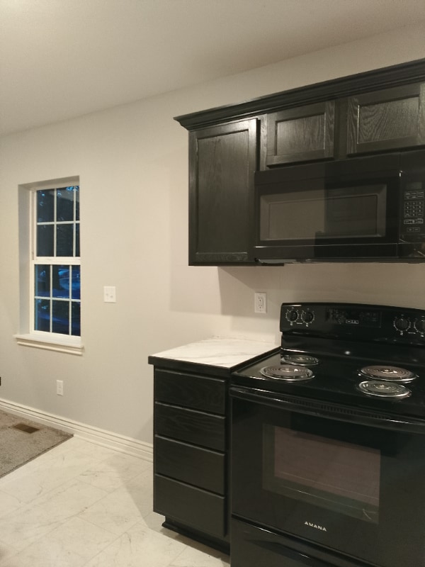 Photo - 124 S Green St