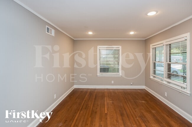 Photo - 4549 Leatherwood Ave