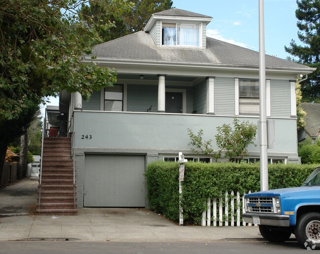 Photo - 243 N. Ellsworth