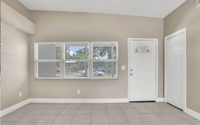 Photo - 6215 Melbourne Ave.