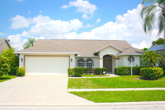 Photo - 12744 Meadowbreeze Dr