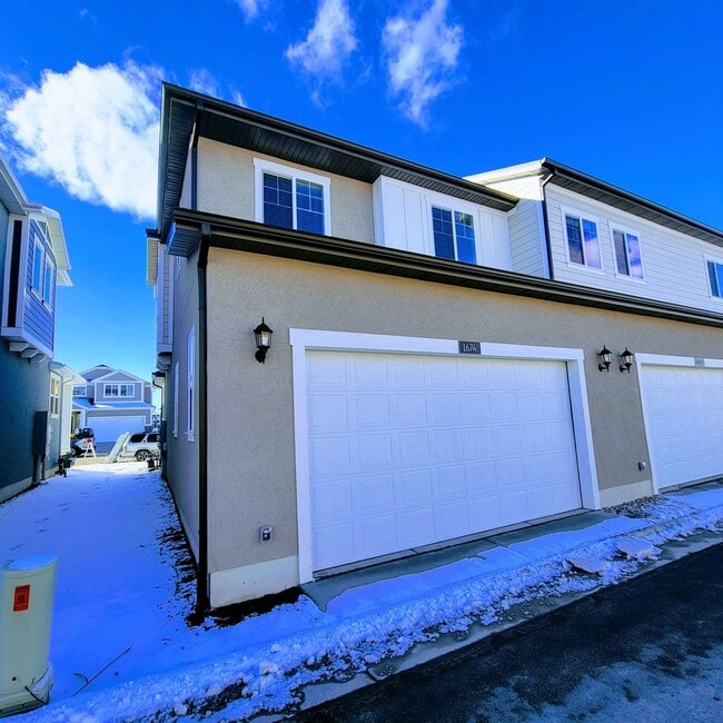 Photo - Stunning Townhomes!