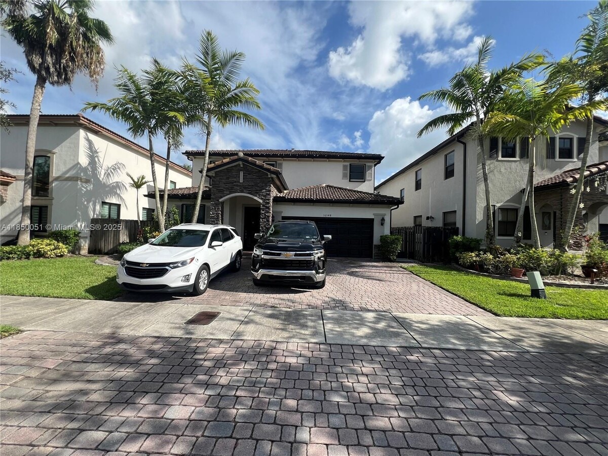 Photo - 16548 SW 43rd Ln House
