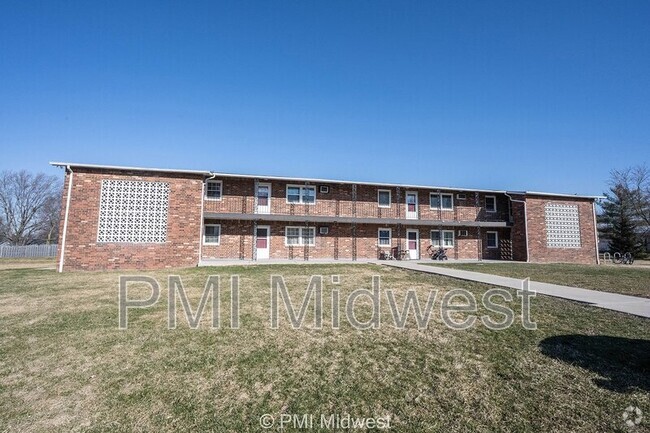 Building Photo - 140 Maple Park Dr Unit Apt 7