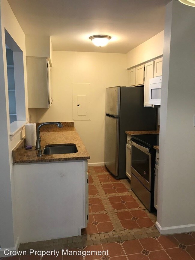 Photo - 13010 Shadyside Ln