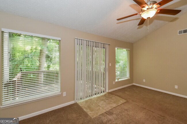 Photo - 8152 Dunellen Ln