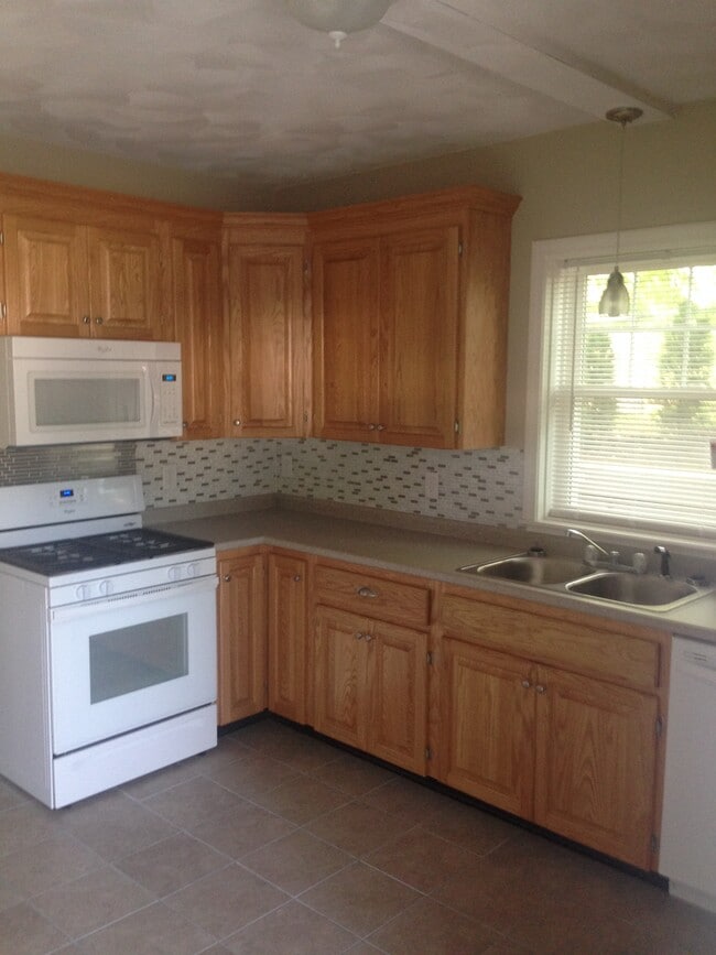 Photo - 34 Smith Ave