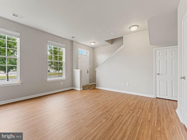 Photo - 1126 Munyon Dr