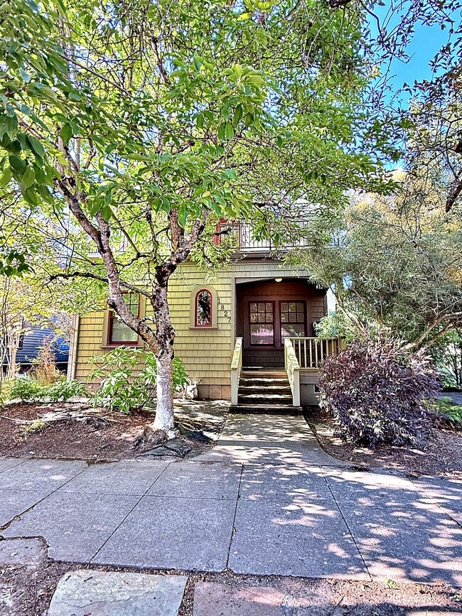 Photo - 1827 N Skidmore St