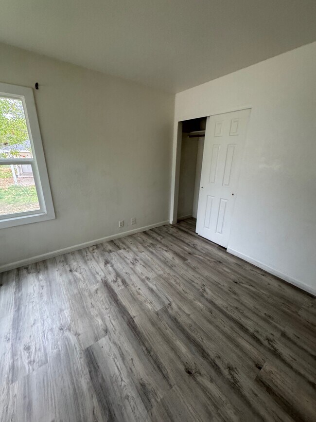 Photo - 224 Brand Rd