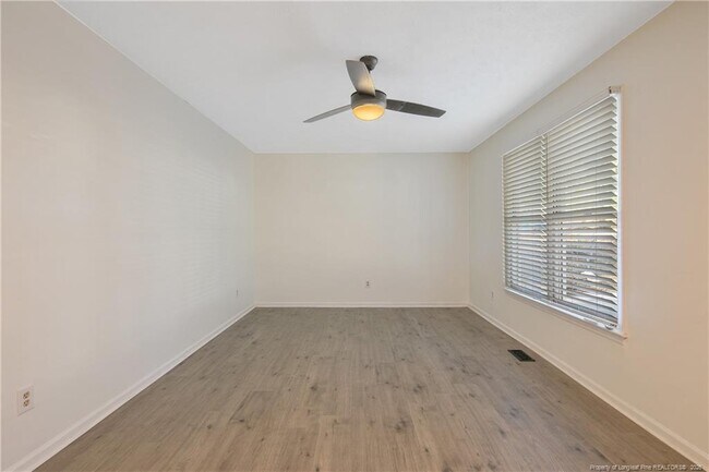 Photo - 205 Brookford Ct